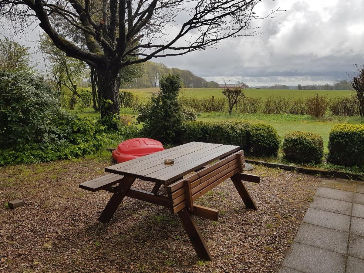 Elmely Aparthotel Dybvad Bagian luar foto